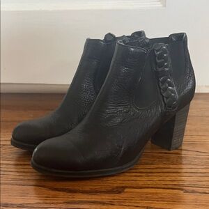 Sperry Black Leather Ankle Booties with Braided Side Detail